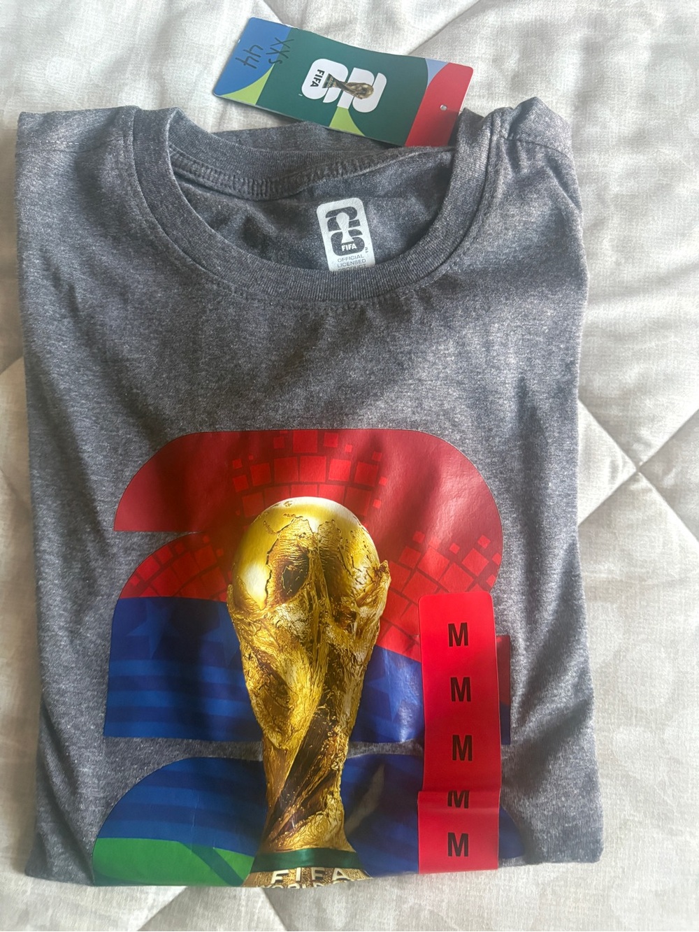 FIFA World Cup CAN MEX USA Trophy Graphic T-Shirt Gray Medium NWT